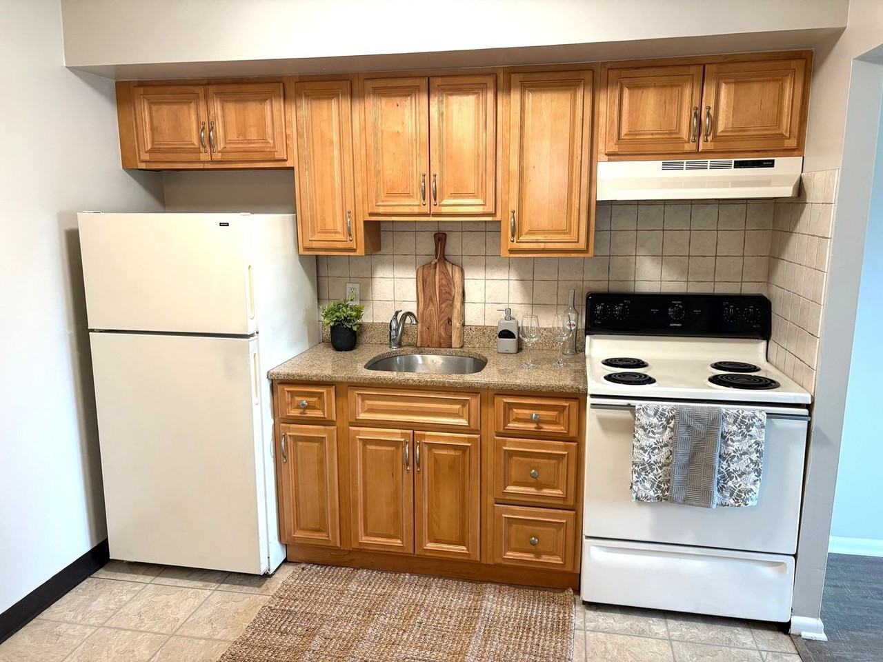 Parkwoode II - Photo 2 of 23