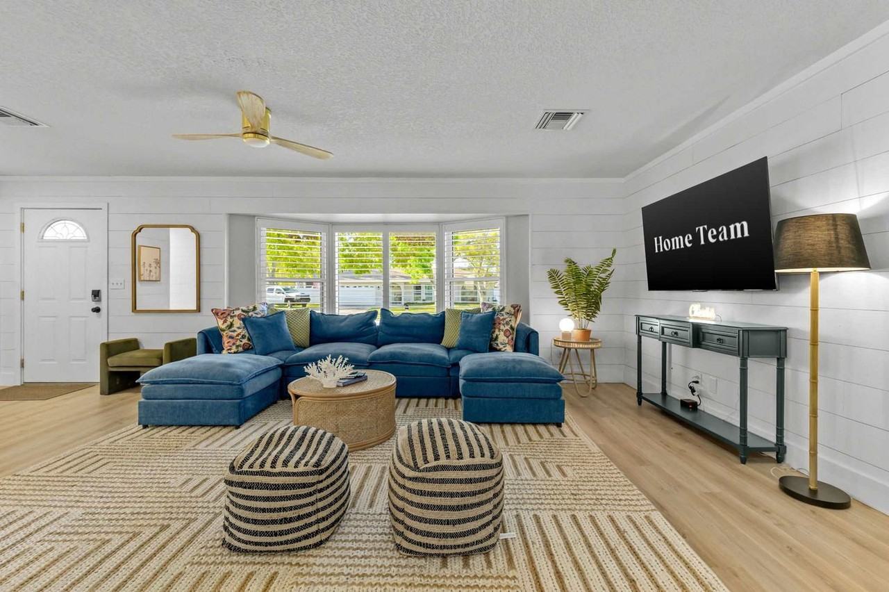 12263 90th Ave #1049976P - Photo 3 of 43