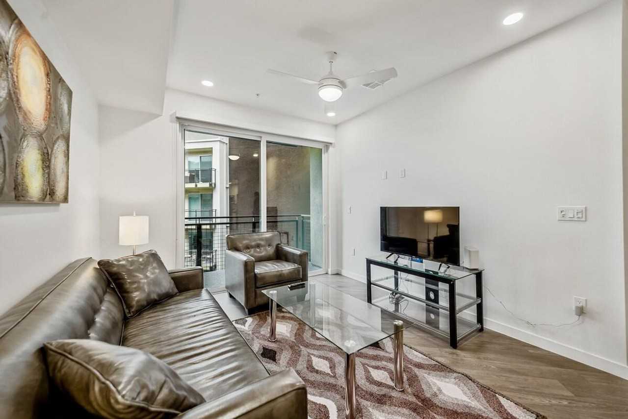 375 Camino De La Reina #1039835P - Photo 2 of 17