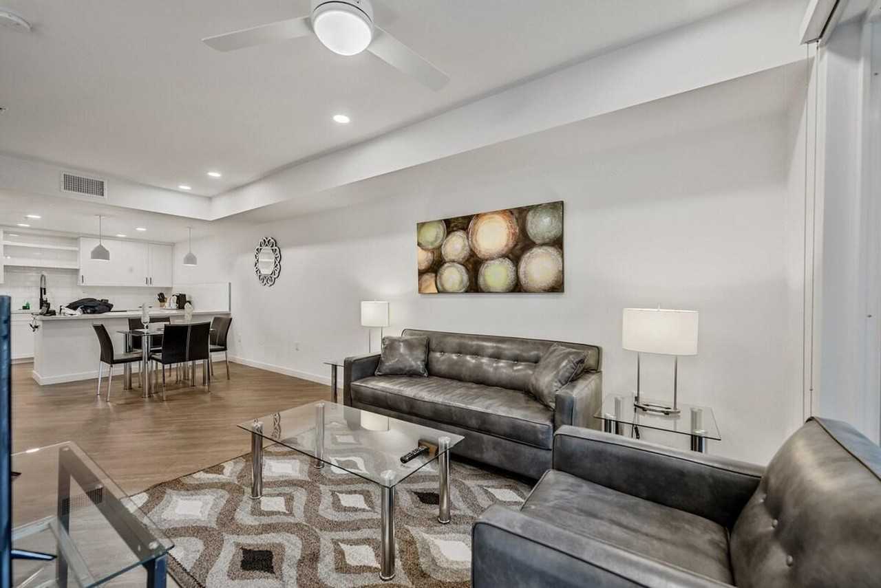 375 Camino De La Reina #1039835P - Photo 4 of 17