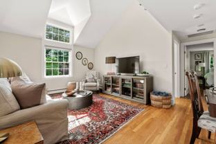 427 Westfield St - Photo 1 of 1