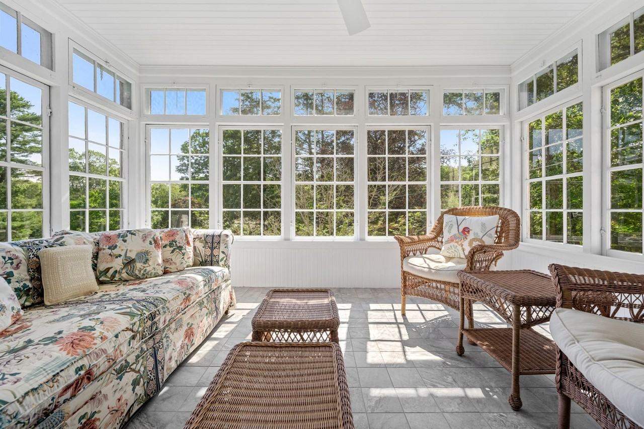 427 Westfield St #1262021P - Photo 7 of 50