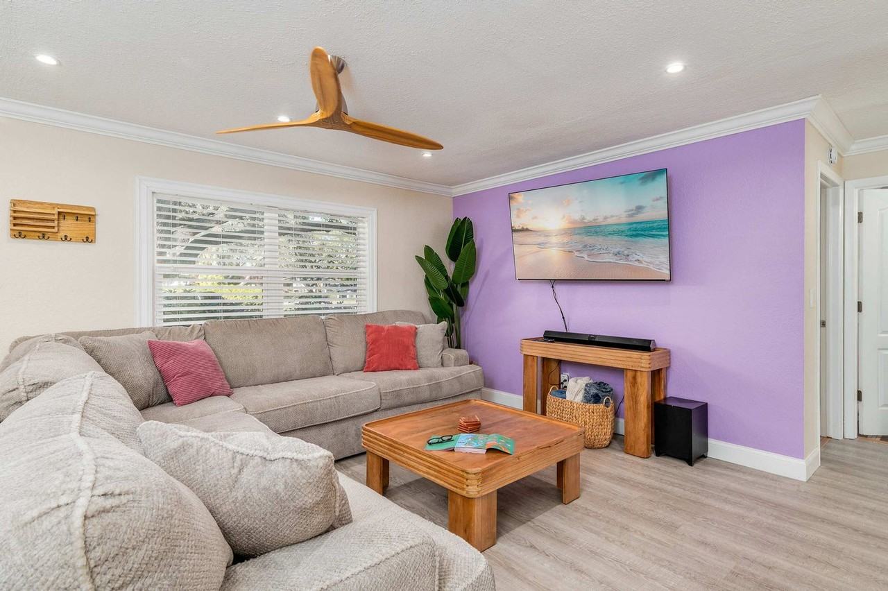 12402 92nd Ter #1325641P - Photo 2 of 50