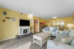 8815 Thomas Dr - Photo 1 of 1