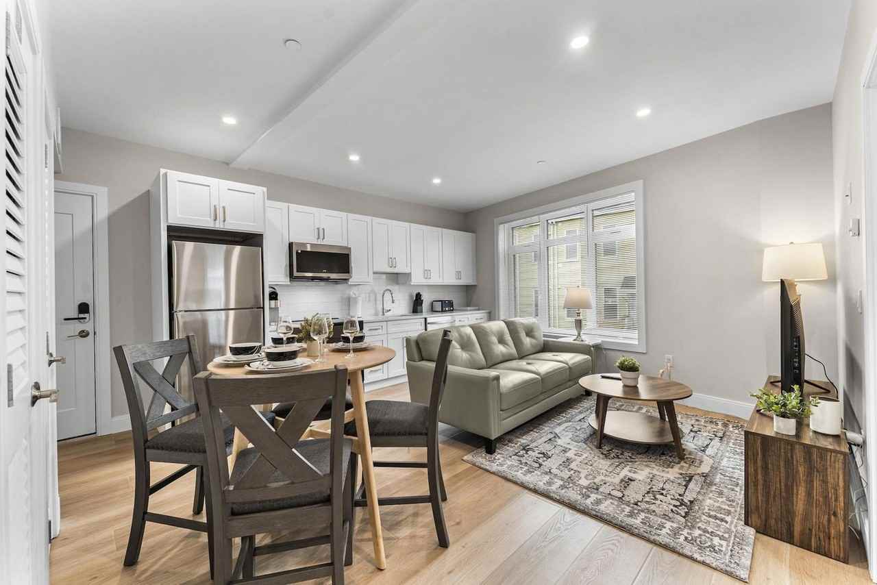 394 Mcgrath Hwy #1364690P - Photo 4 of 37