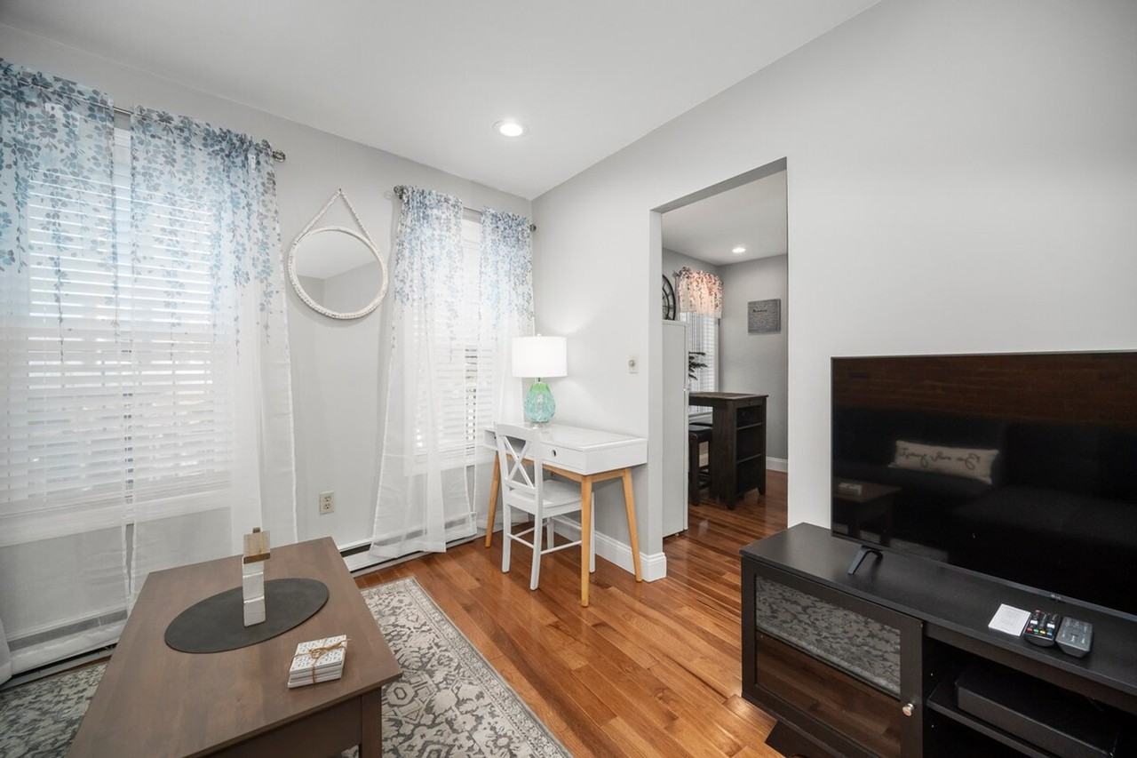 19 Clark St #1364246P - Photo 2 of 13