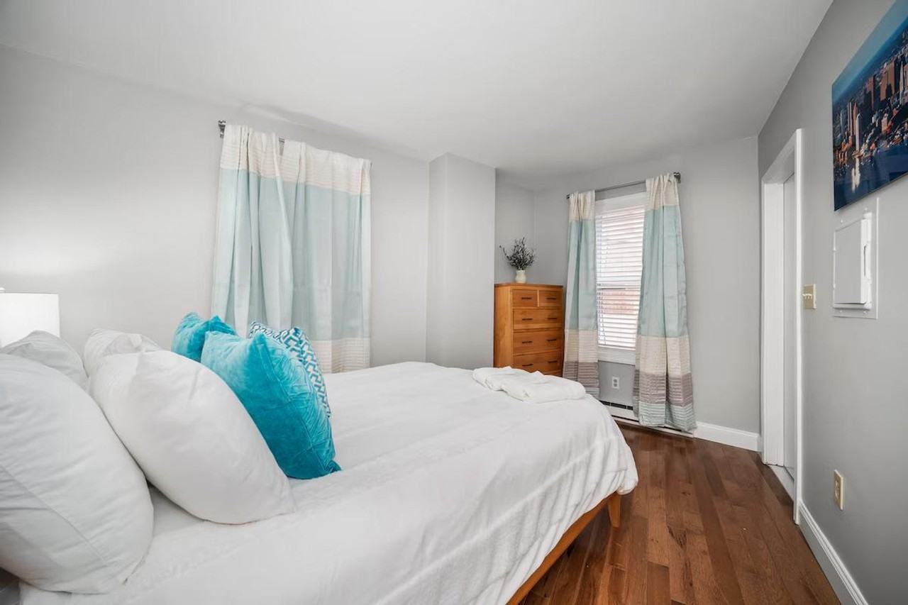 19 Clark St #1364246P - Photo 2 of 13