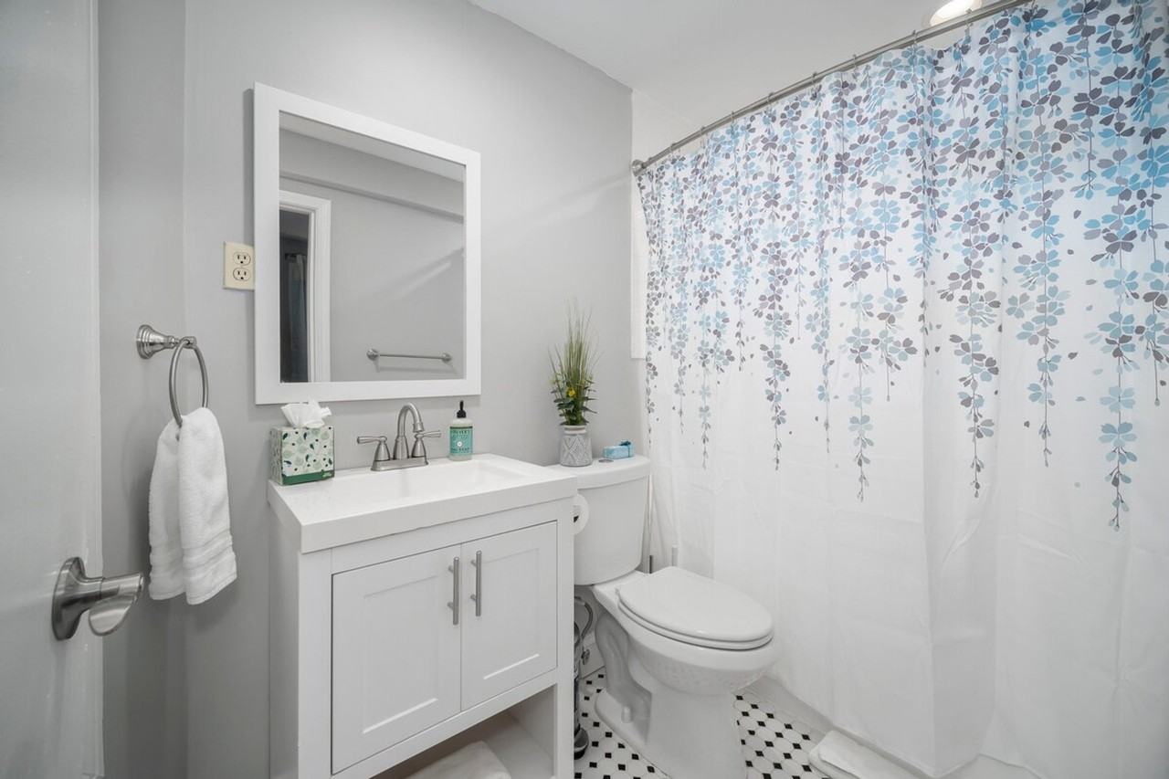 19 Clark St #1364246P - Photo 4 of 13