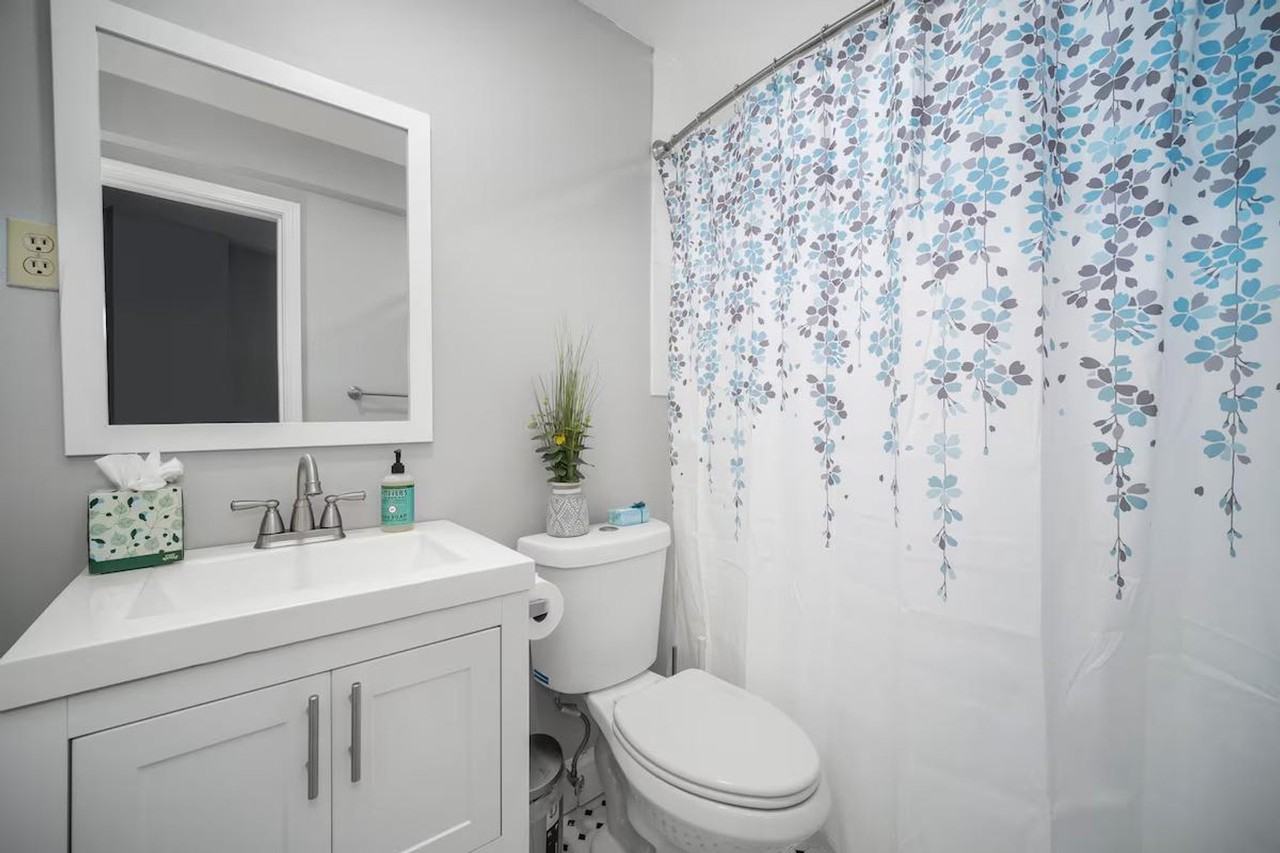 19 Clark St #1364246P - Photo 6 of 13