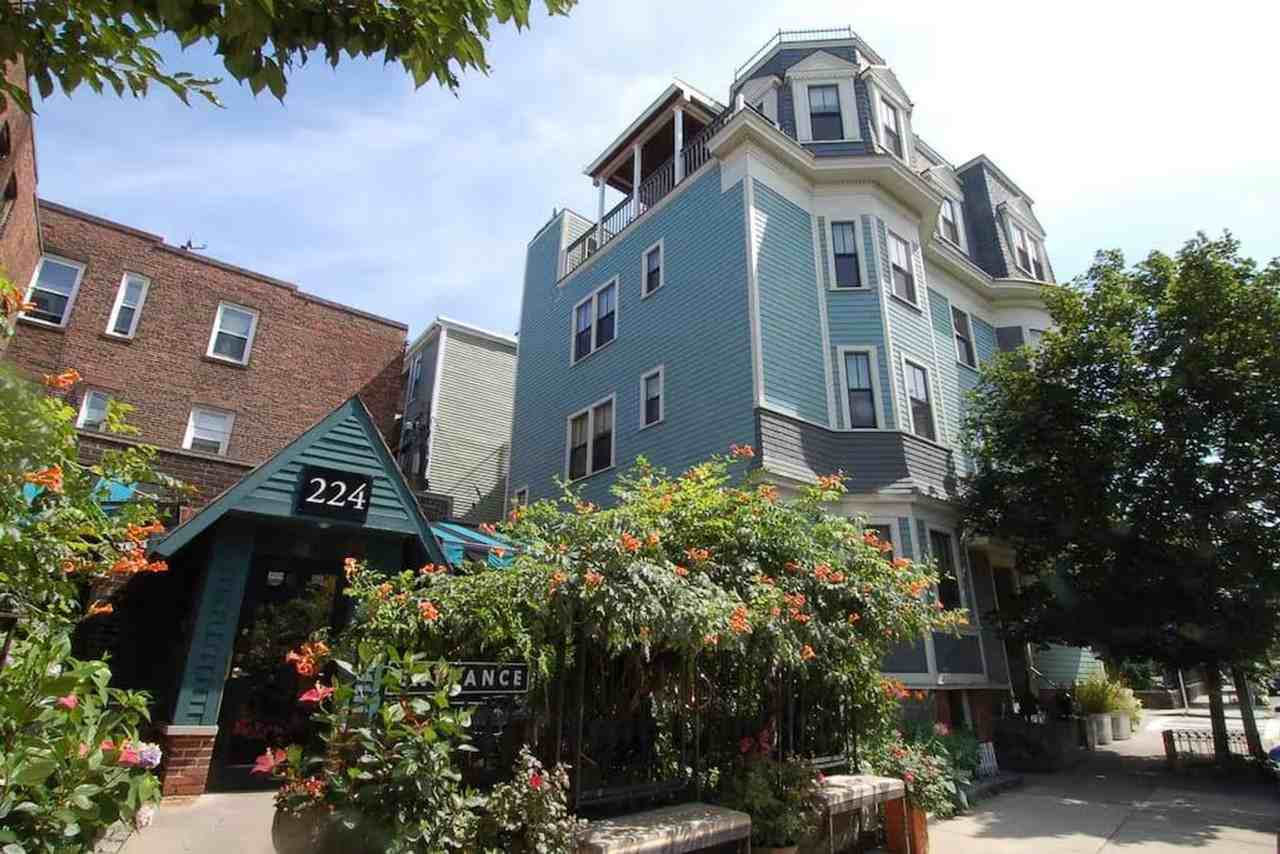 230 Boston St #1355167P - Photo 2 of 19