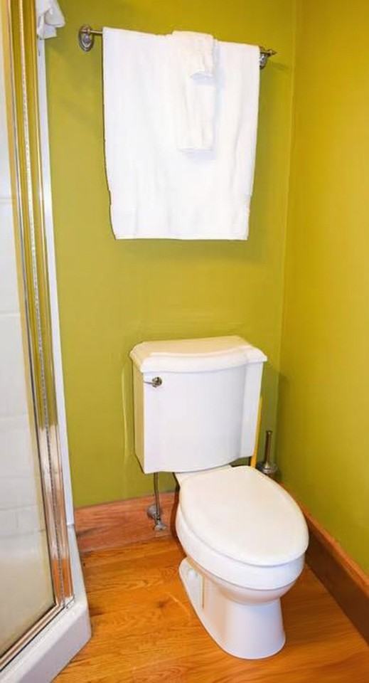 230 Boston St #1355167P - Photo 4 of 19