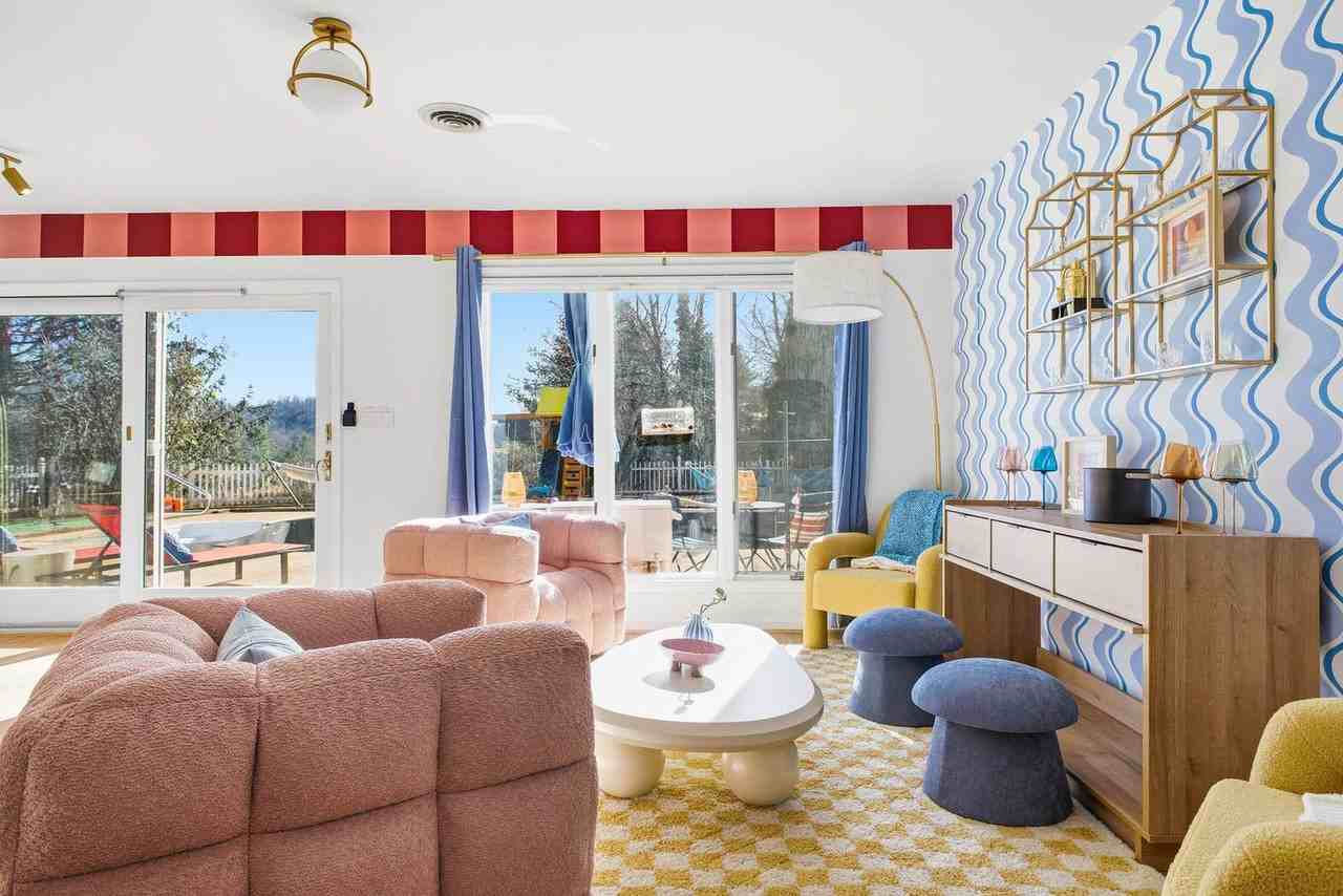 12 Apple Tree Way #1382970P - Photo 3 of 50