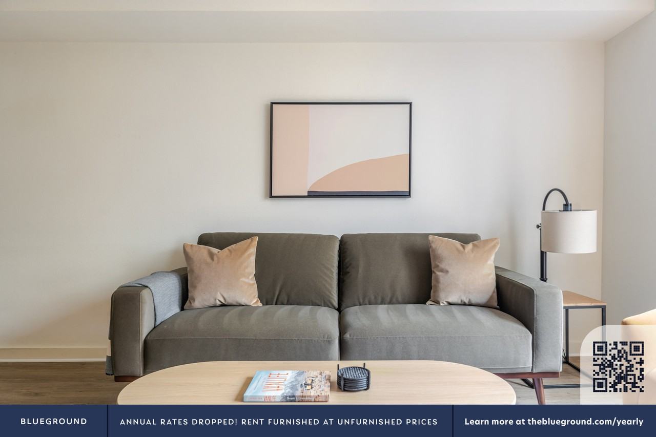 362 Bellevue Way Ne #1002 - Photo 4 of 18