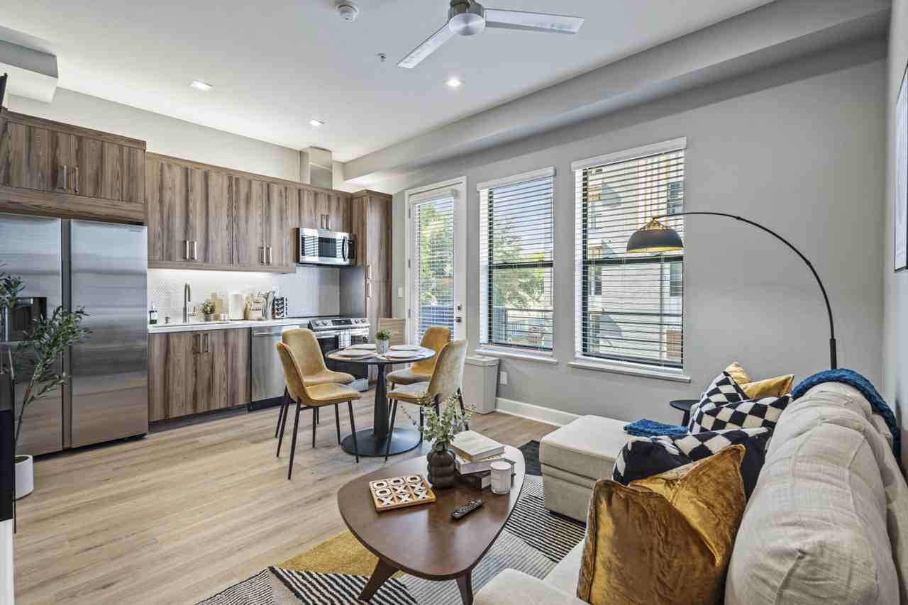 1812 Hickory St #1383538P - Photo 2 of 50