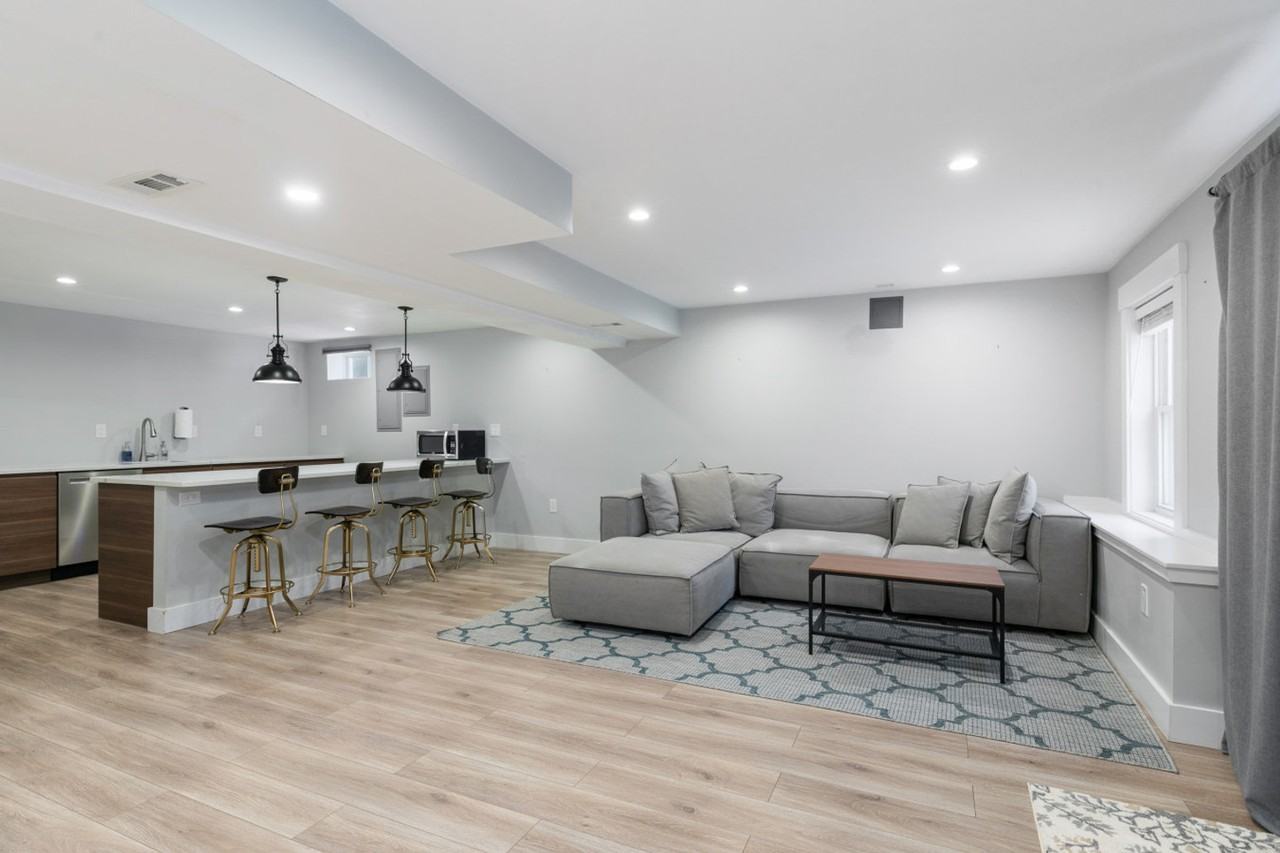 3 Chapel Way #1387521P - Photo 7 of 46