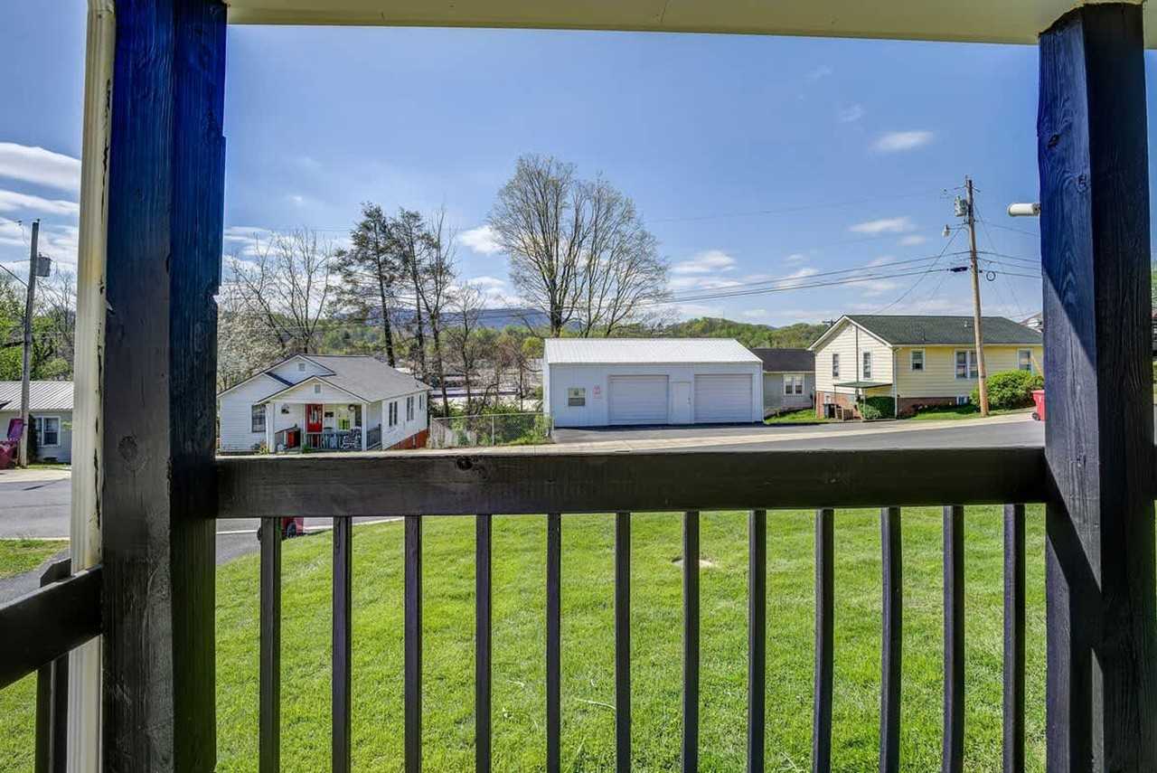 220 Highland Ave #1397973P - Photo 5 of 47