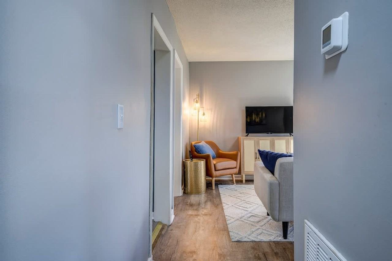 220 Highland Ave #1397973P - Photo 6 of 47