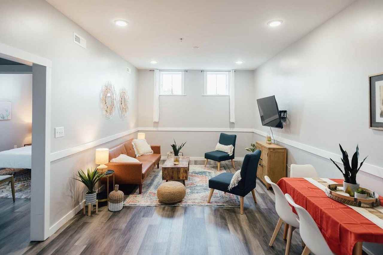 117 Spring St #1397976P - Photo 3 of 25