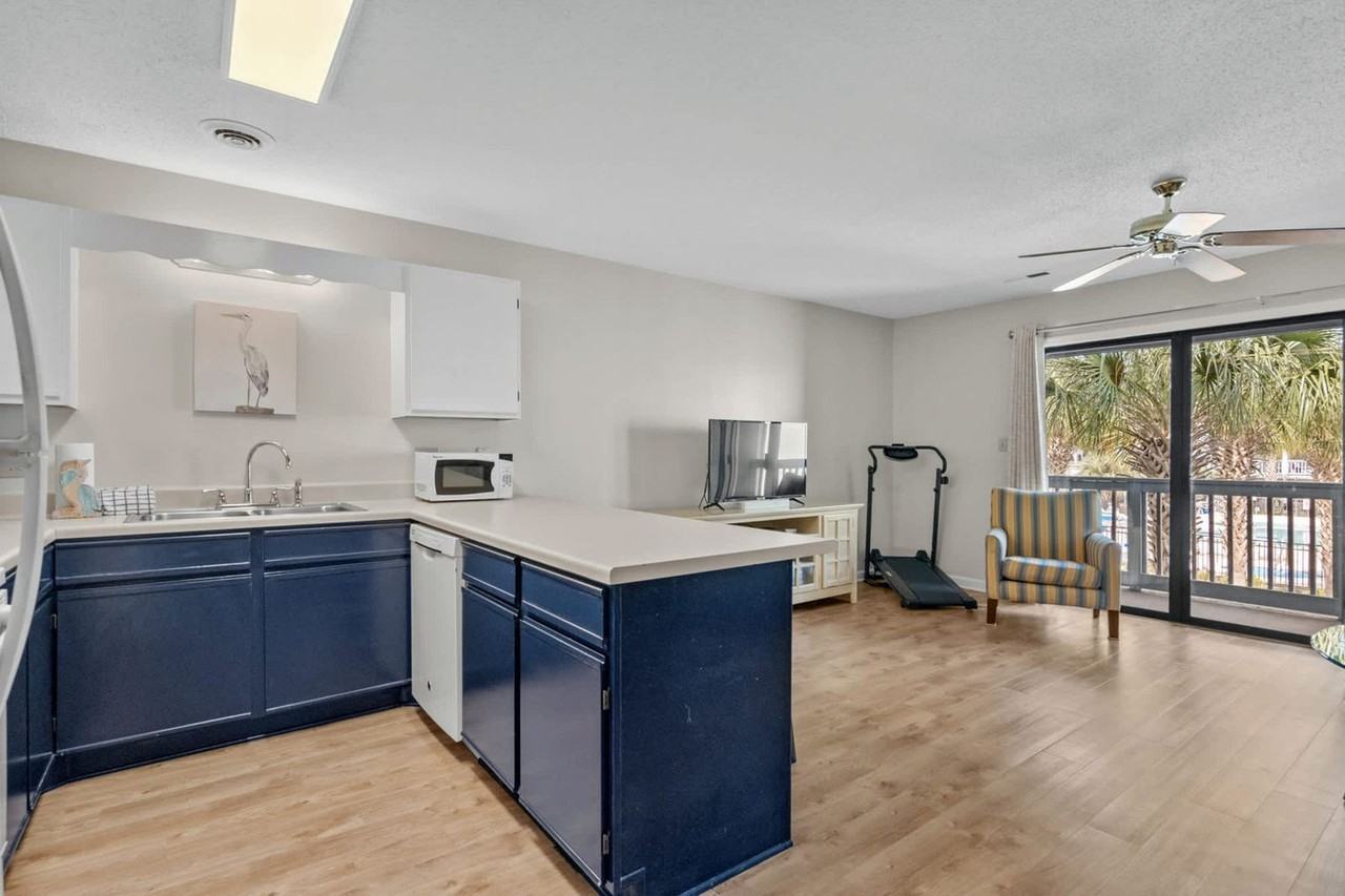 76 S Reindeer Rd #1459978P - Photo 7 of 39