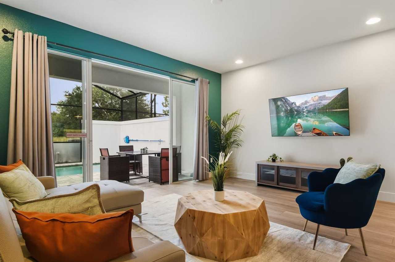 17407 Hidden Forest Dr #1459470P - Photo 4 of 44