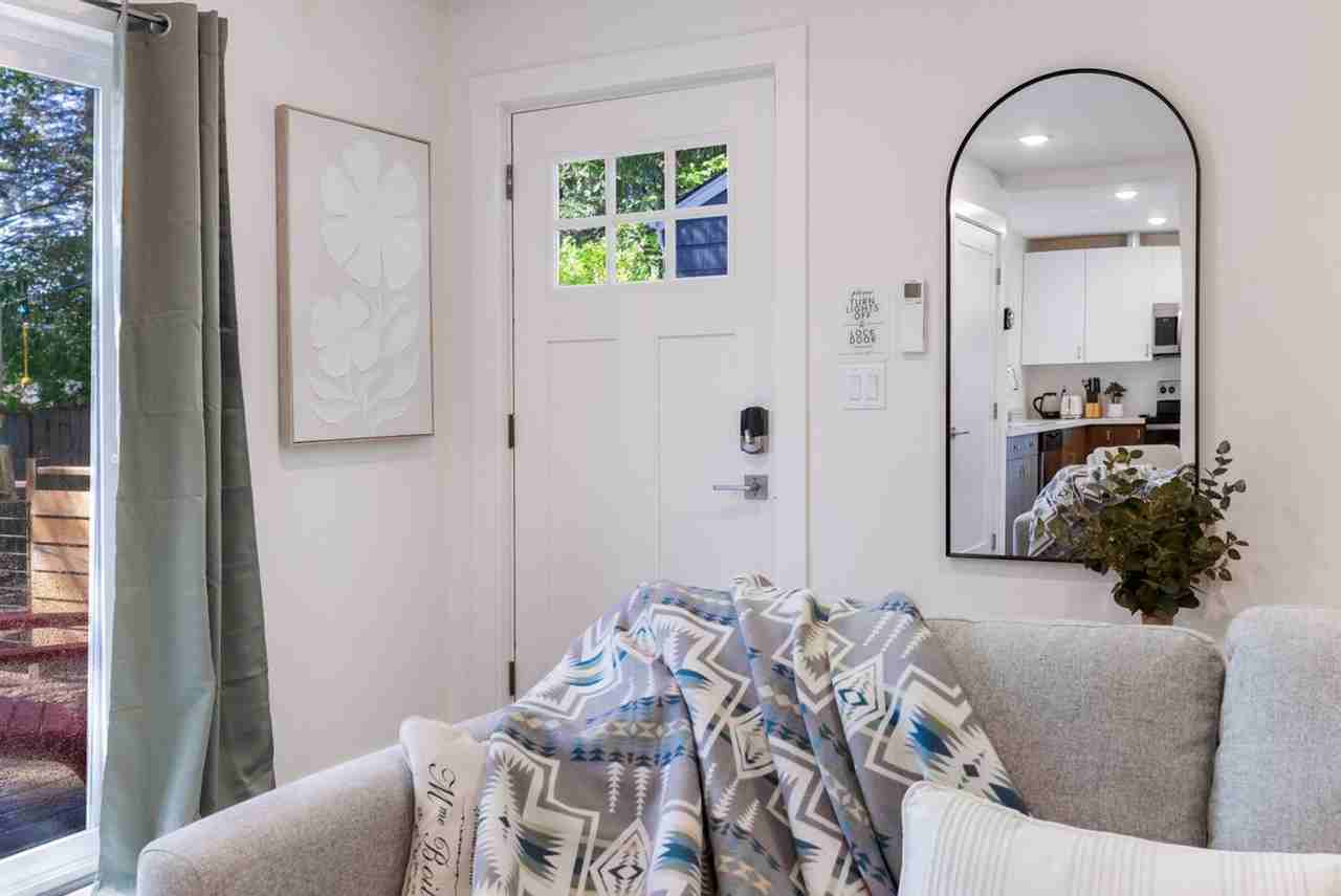 11520 Roosevelt Way Ne #1386783P - Photo 4 of 26