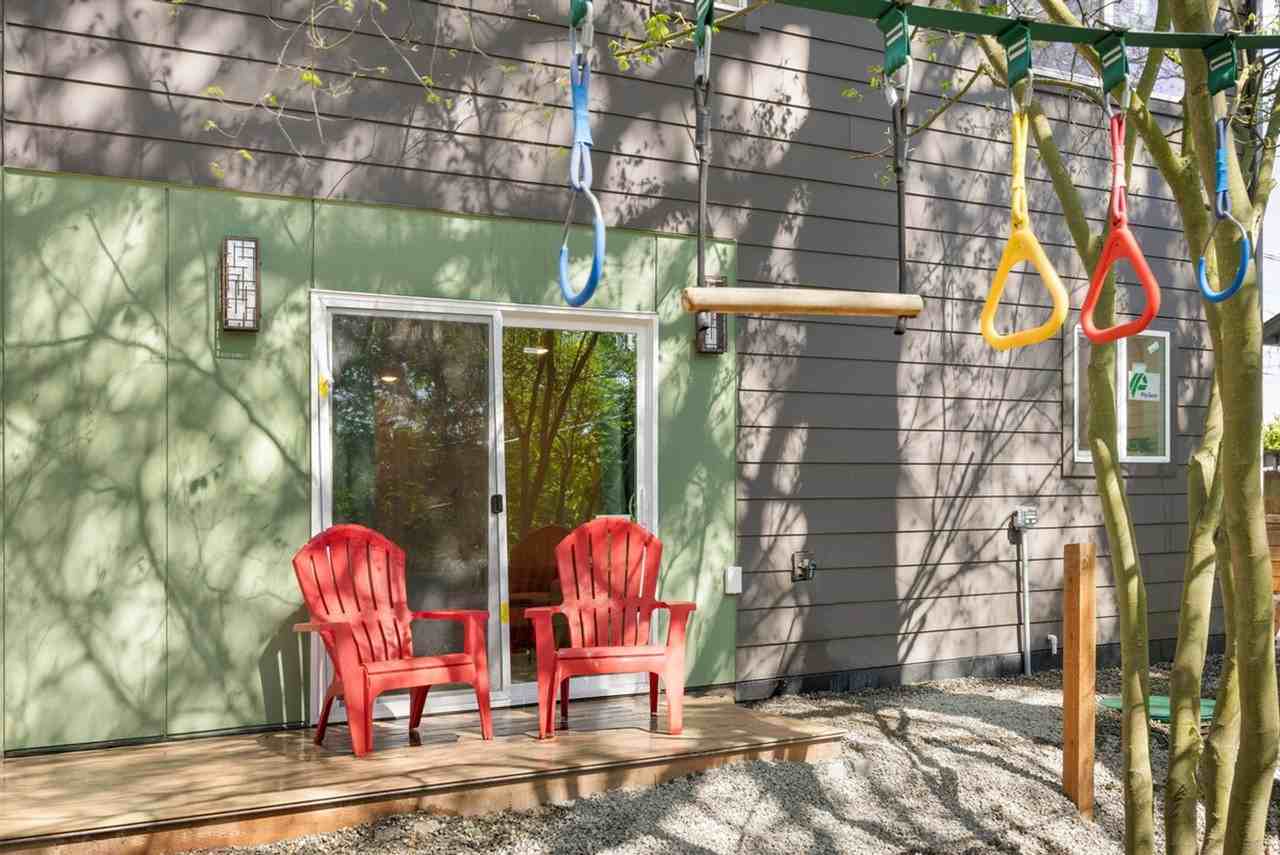 11520 Roosevelt Way Ne #1386783P - Photo 6 of 26