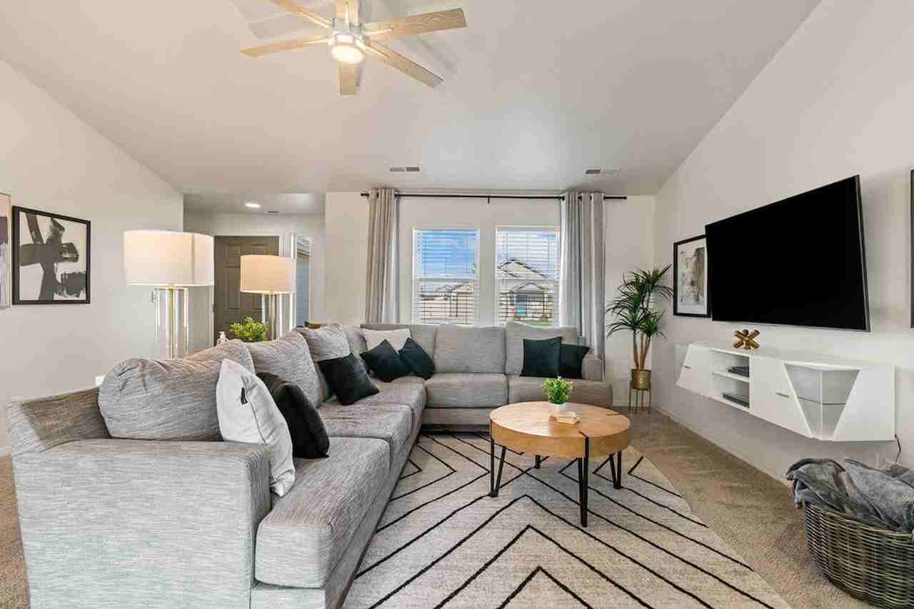 3808 Bobwhite St #1460920P - Photo 3 of 38