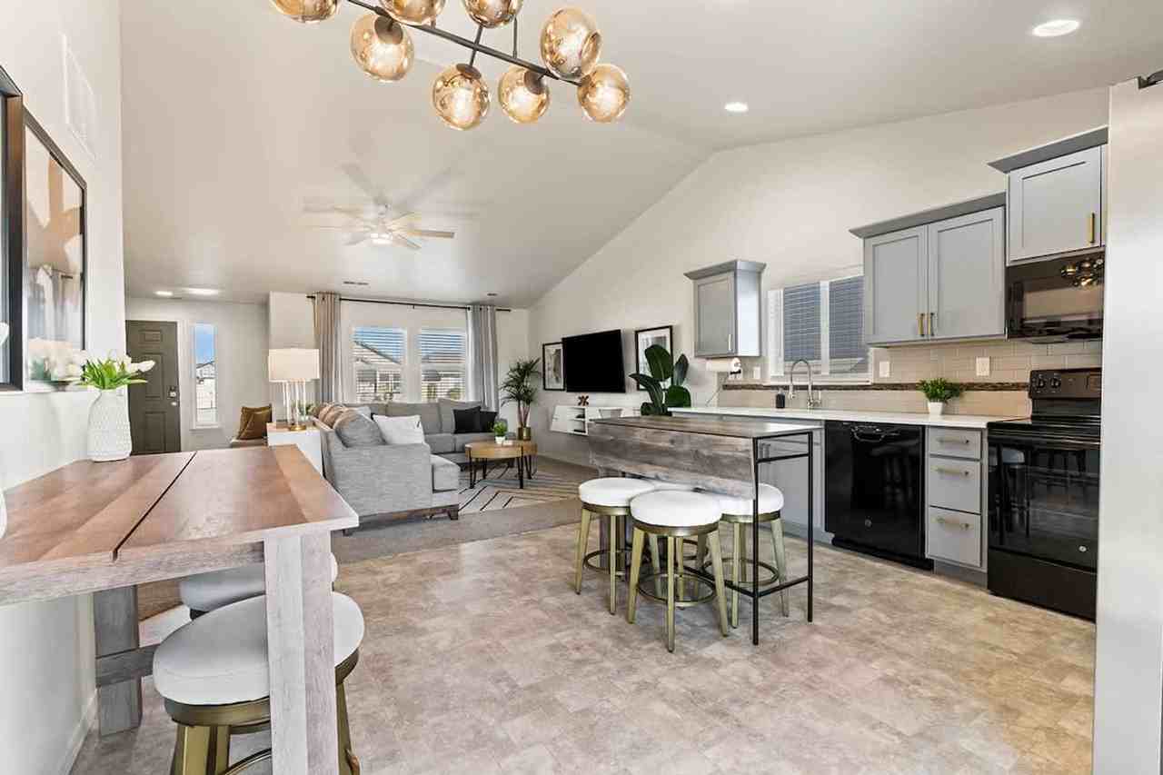 3804 Bobwhite St #1460920P - Photo 7 of 34