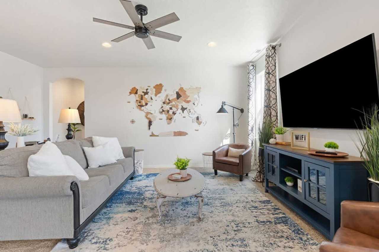 3806 Winged Dove St #1460950P - Photo 5 of 50