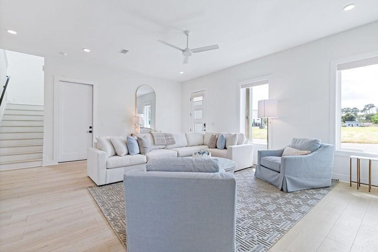 68 Sarah St #1447174P - Photo 6 of 50