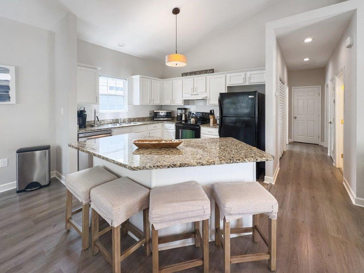 32 Gulf Cove Ct #1447139P - Photo 7 of 28