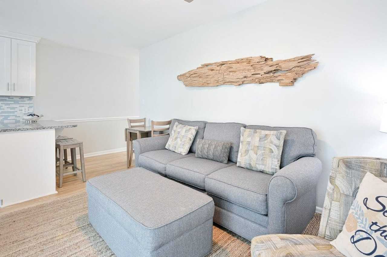 11 Beachside Dr #1447137P - Photo 5 of 29