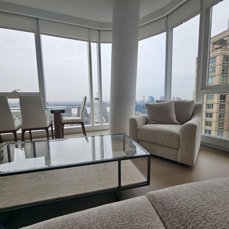 1626 Broadway #1461706P - Photo 5 of 17