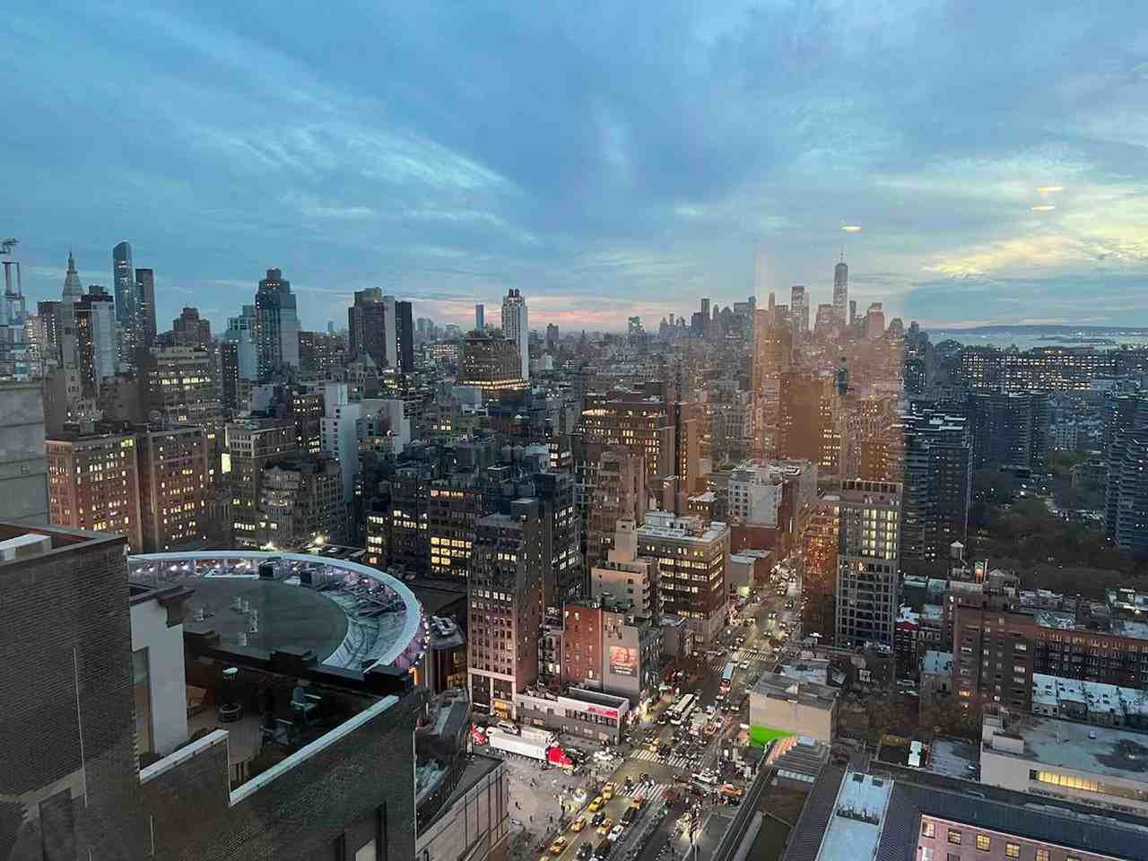 325 W 34th St #1461704P - Photo 4 of 16