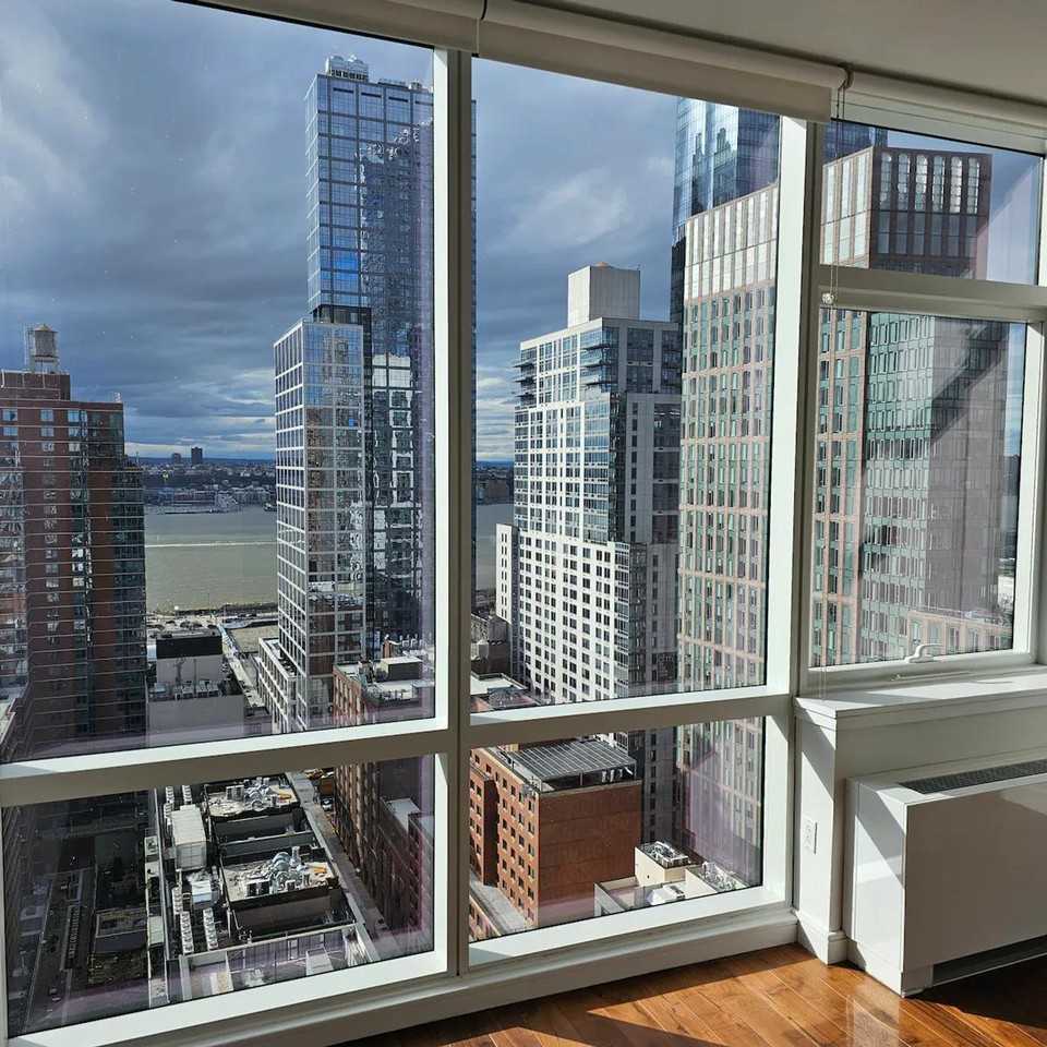 508 W 28th St #1461700P - Photo 5 of 12