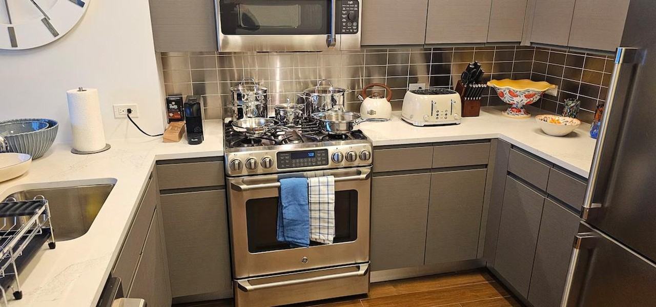 508 W 28th St #1461700P - Photo 6 of 12