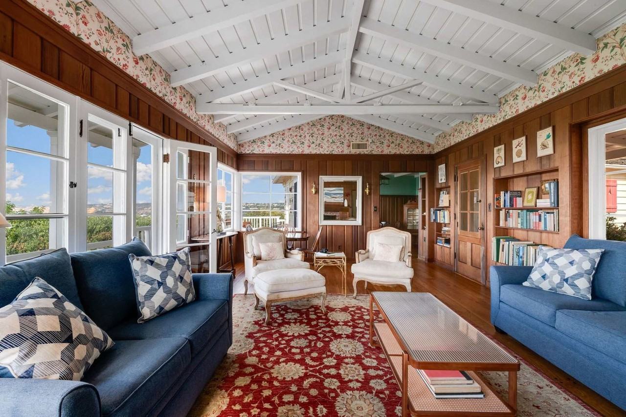 1850 Castellana Rd #1461265P - Photo 5 of 46