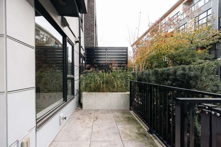 2714 Spring St - Photo 4 of 17