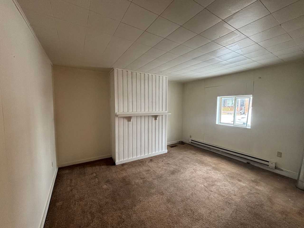 1411 Martha St - Photo 7 of 27