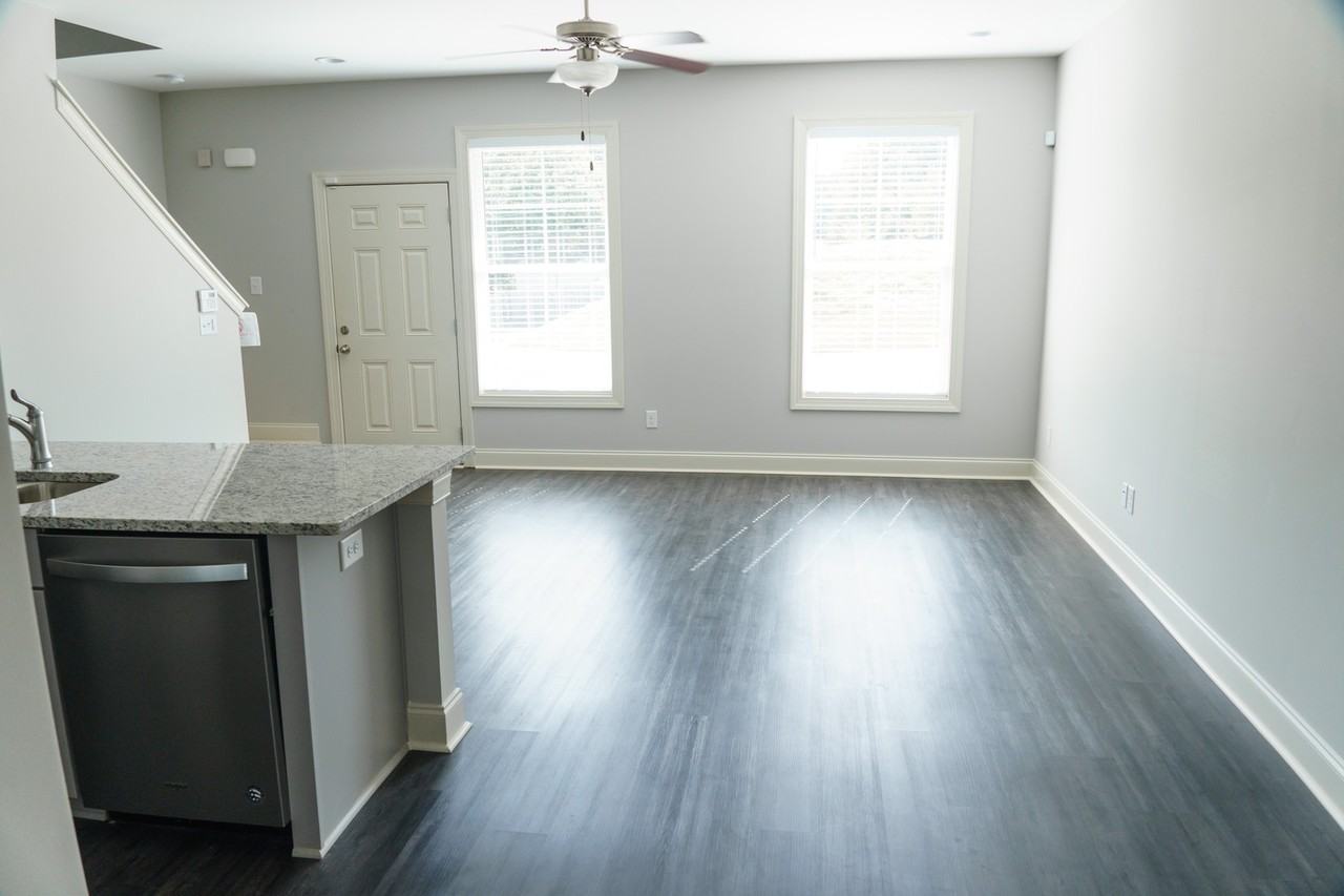 3855 Academy Dr #202 - Photo 4 of 29