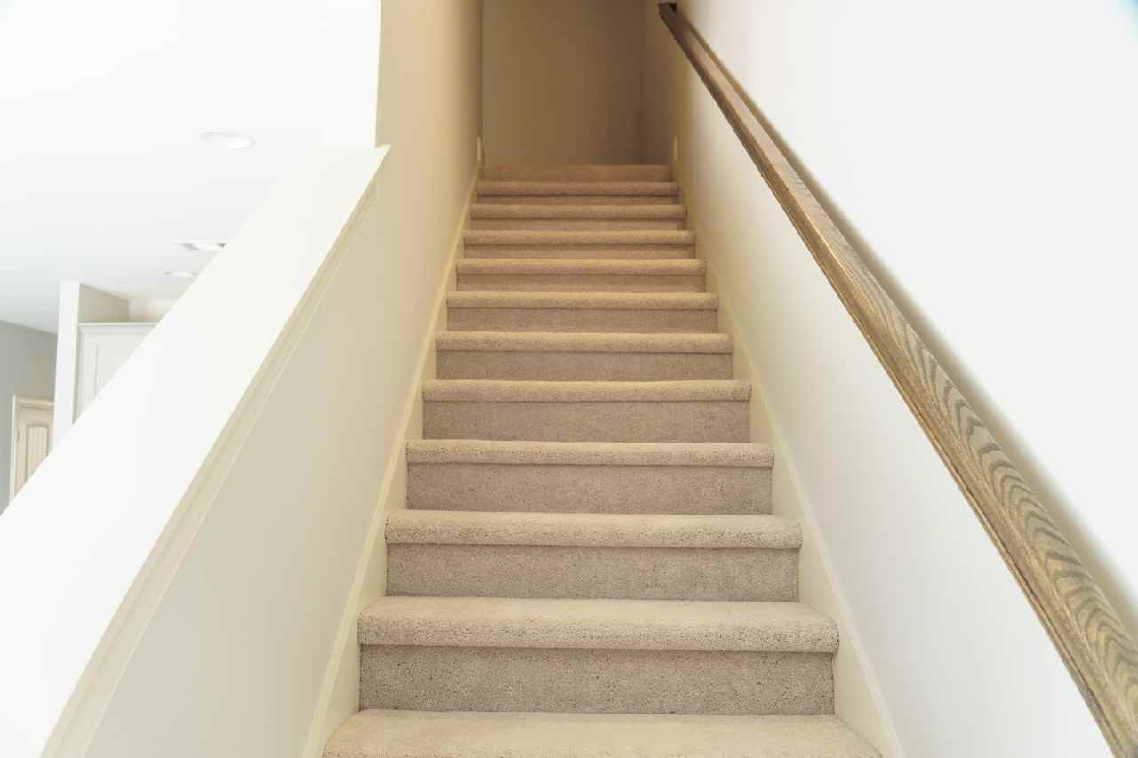 3855 Academy Dr #202