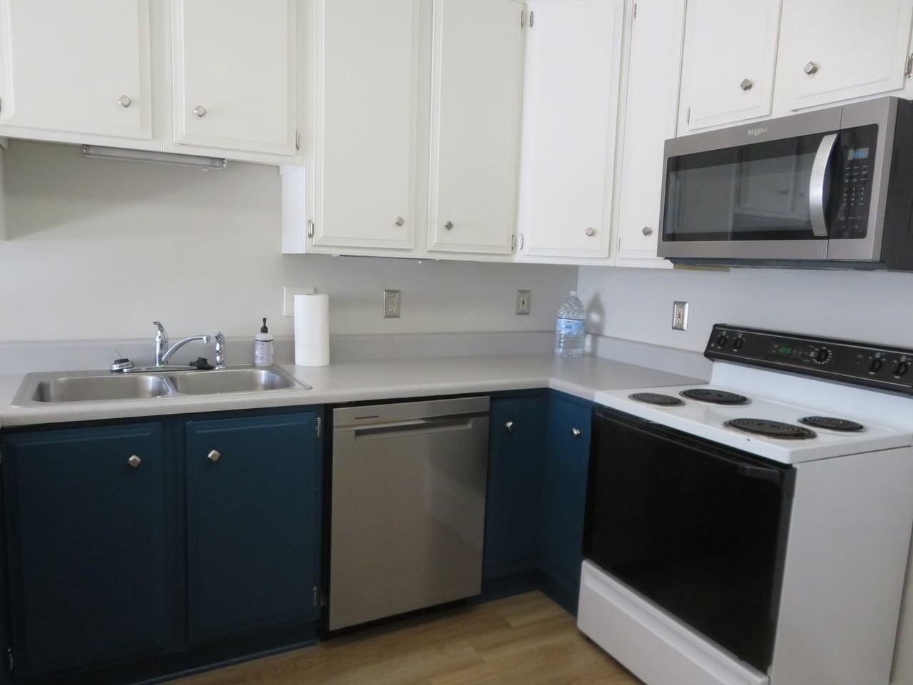 709-B Fort Hayes Ct - Photo 6 of 35