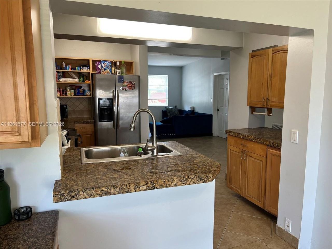 1885 Ne 53rd St - Photo 2 of 18