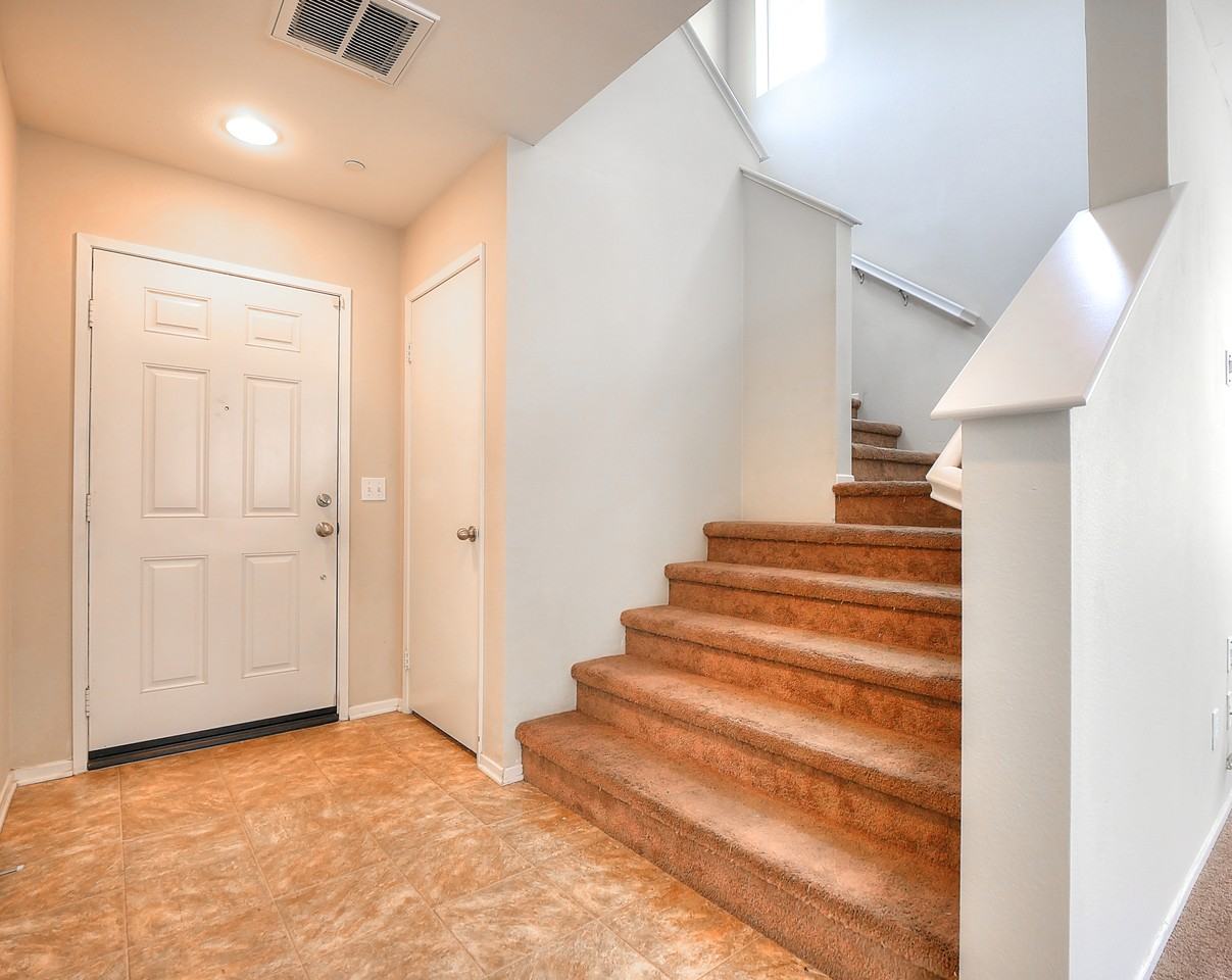 34212 Woodmont #1 - Photo 4 of 50