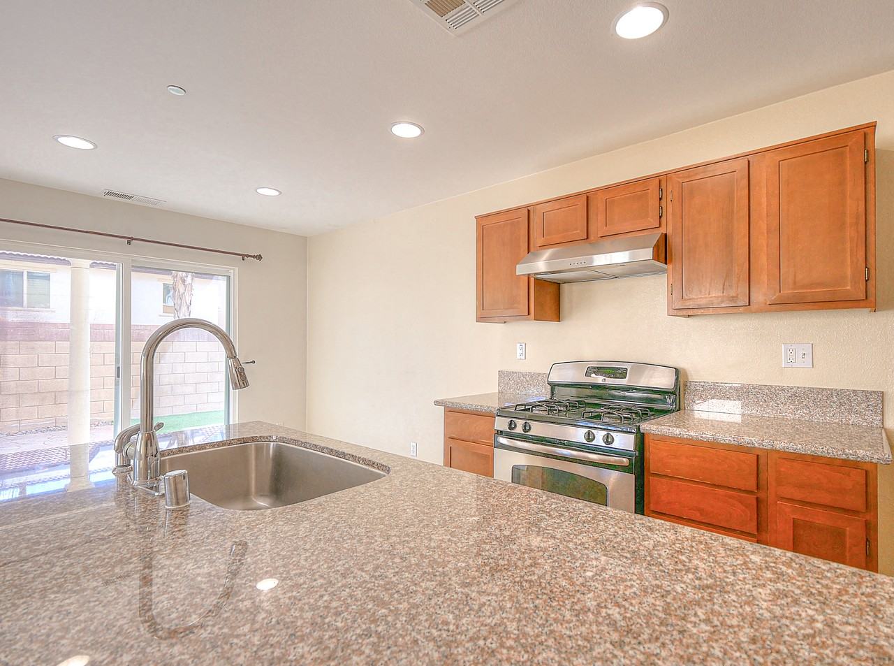 34212 Woodmont #1 - Photo 4 of 50