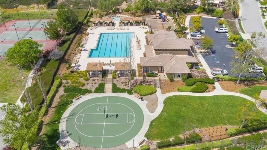 34212 Woodmont #1 - Photo 6 of 50