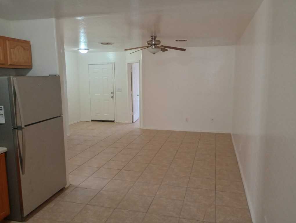 4225 N Montezuma Dr #B - Photo 6 of 9