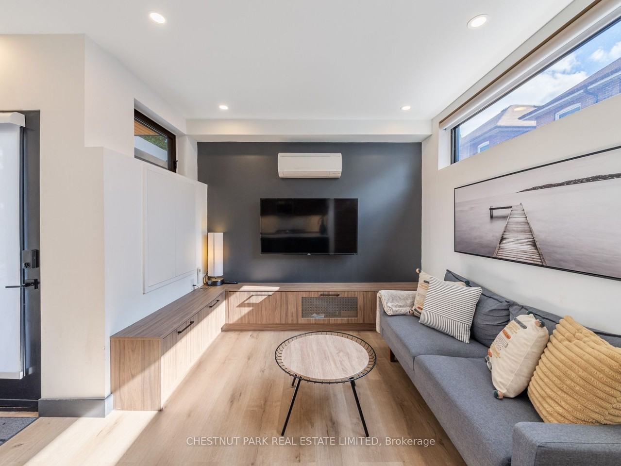 15 Doctor Alan Hutchinson Lane - Photo 4 of 14