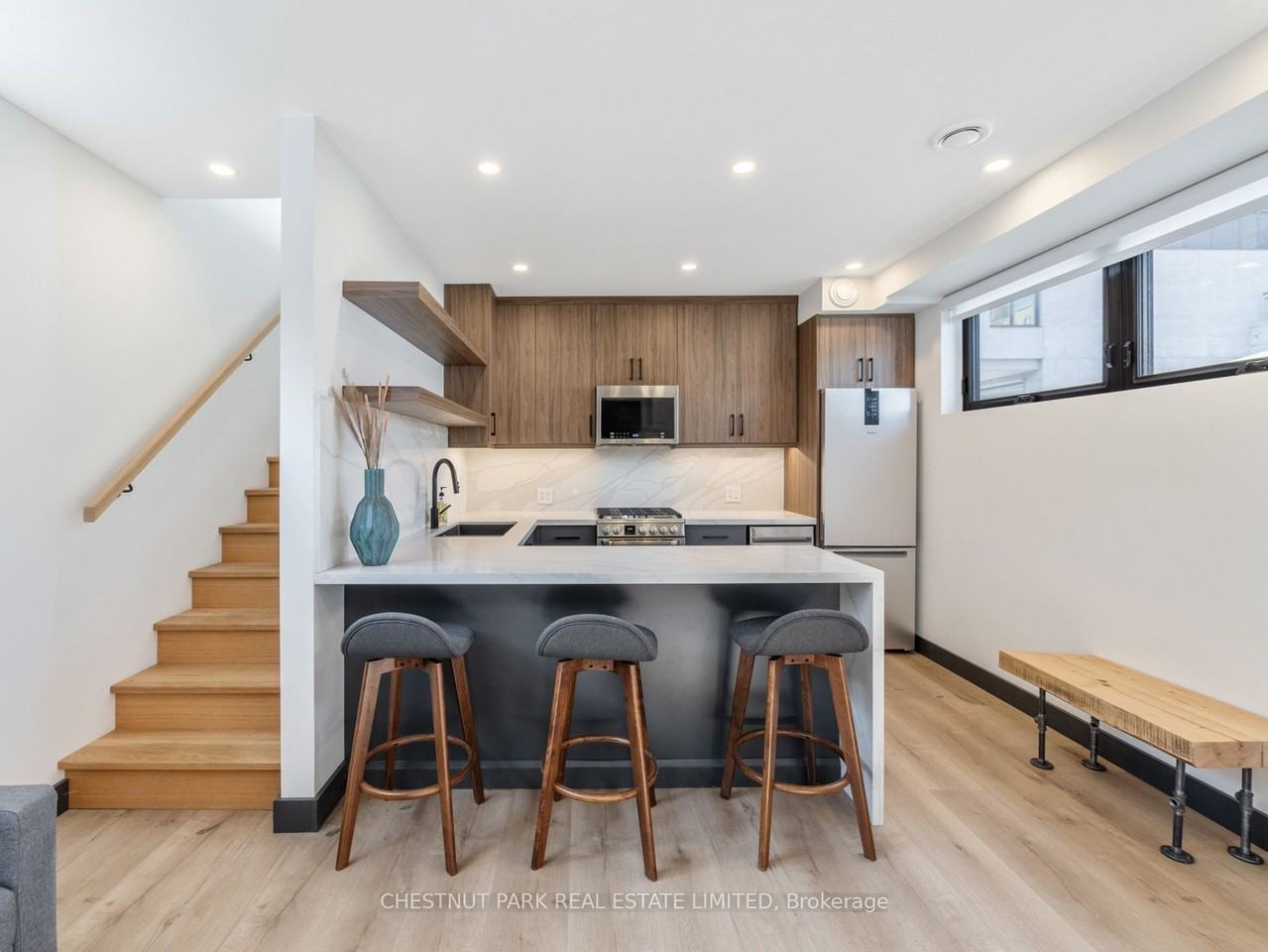 15 Doctor Alan Hutchinson Lane - Photo 2 of 14