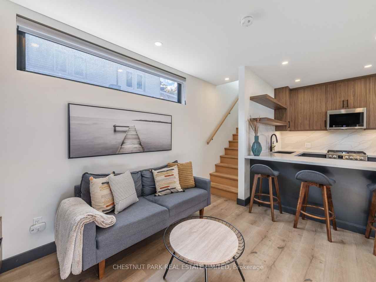 15 Doctor Alan Hutchinson Lane - Photo 5 of 14